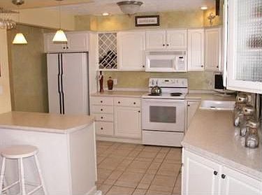 3rd image of 2633 Bingham Dr