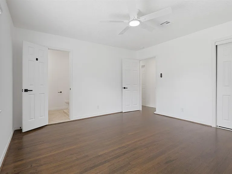 10033 Whiteside Ln — Photo 12