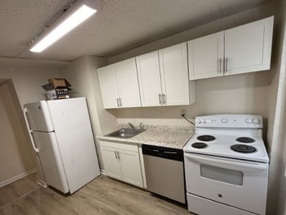 5th image of 3229 Joe Hammer Sq APT 1