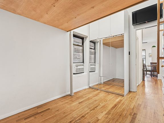 4th image of 408 E 73rd St APT 1D