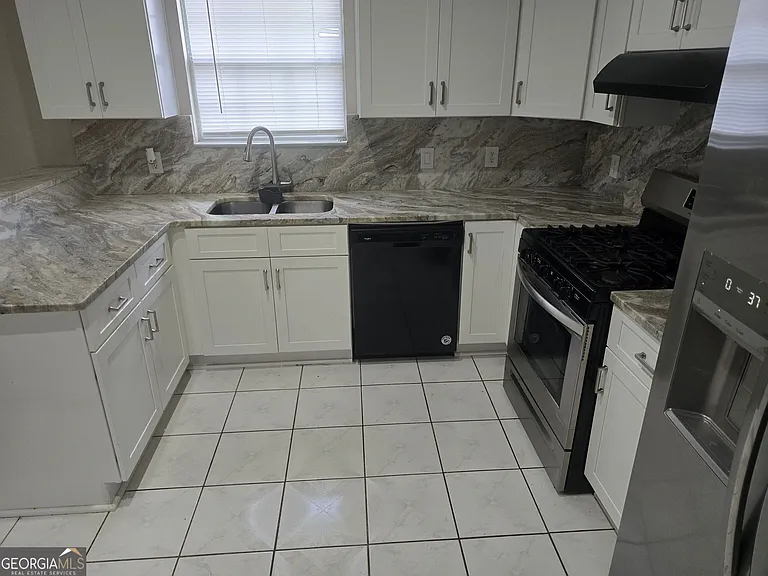 293 Eagle Way — Photo 5
