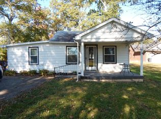 5102 Terry Rd, Louisville, KY 40216