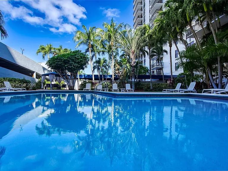 3031 N Ocean Blvd #406 — Photo 49