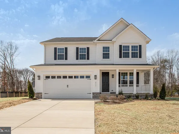 233 Camwood Ct, Fredericksburg, VA 22405