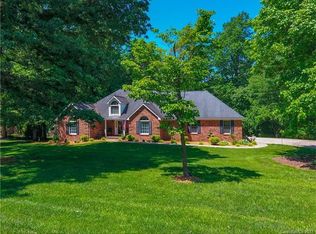 184 Foxglove Dr #17, Statesville, NC 28625