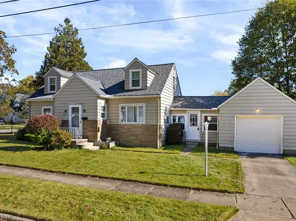 2597 11th St, Cuyahoga Falls, OH 44221