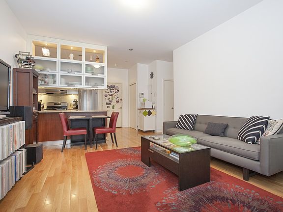 3rd image of 4126 27th St APT 4E