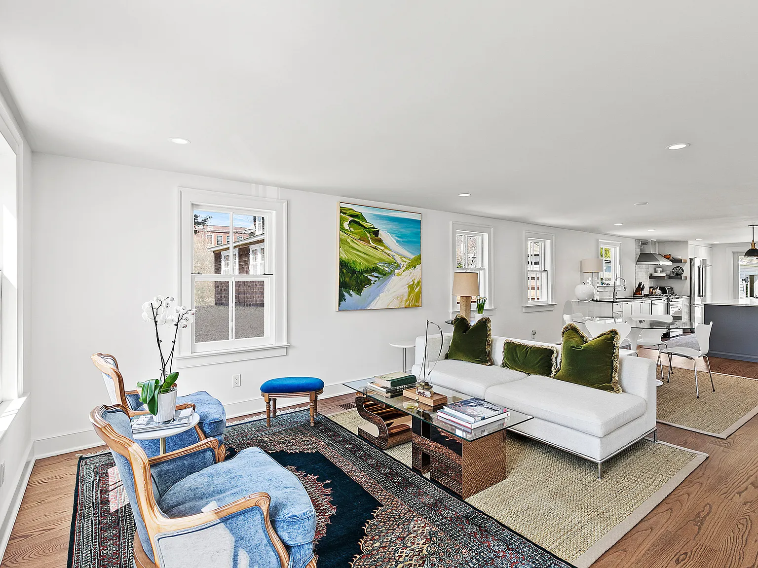 Newly Renovated Sag Harbor Village Whaling Cottage — Photo 4