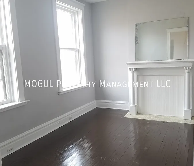 3116 Keokuk St #1F — Photo 6