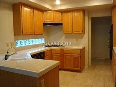 2nd image of 3028 Stern Dr