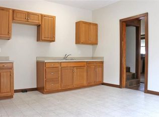 657 N Bever St #B, Wooster, OH 44691