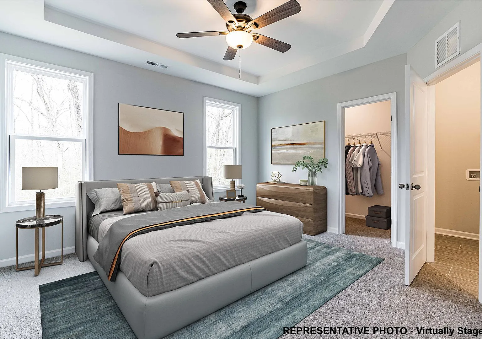 3 Bedroom Triplex in Smithfield! — Photo 4