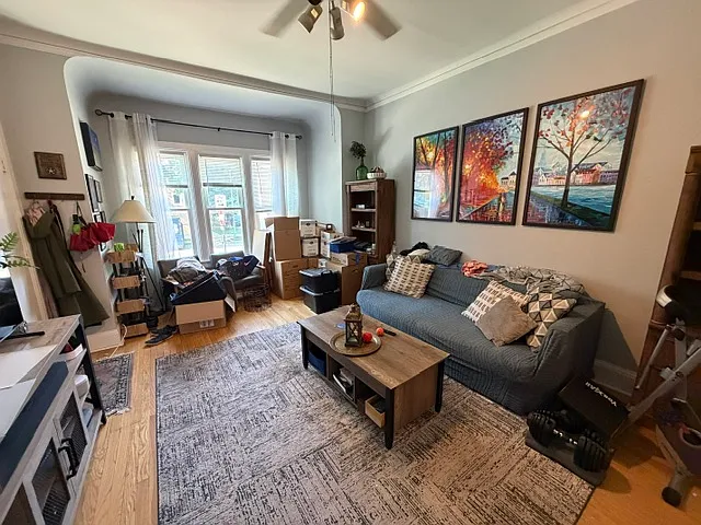 1901 W Belle Plaine Ave #1F — Photo 16