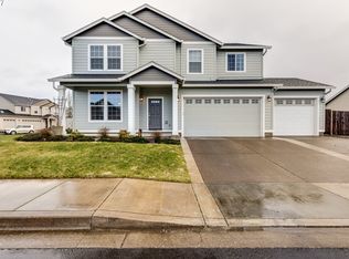 1482 Breckenridge Dr, Junction City, OR 97448