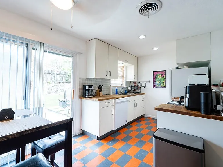 4407 Terrilance Dr — Photo 12