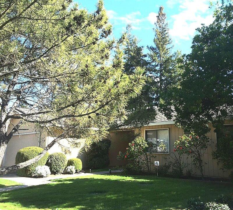 1st image of 2620 Grizzly Hollow Way