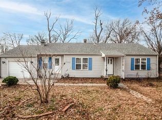 4928 N Topping Ave, Kansas City, MO 64119