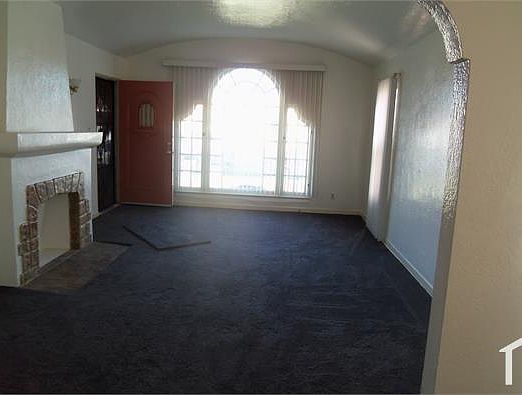 4th image of 1134 W 64th St