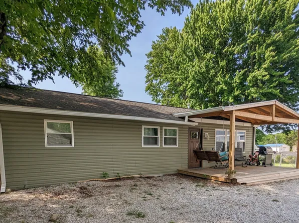 58 Morris St, Cloverdale, IN 46120