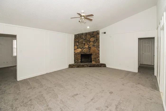 6218 Ridgeline Dr — Photo 3