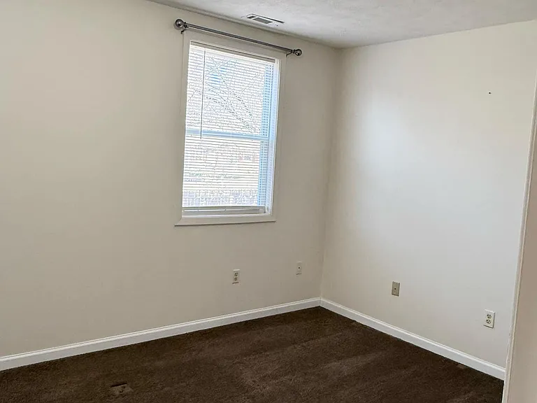 60 Riley Manor Cir — Photo 15