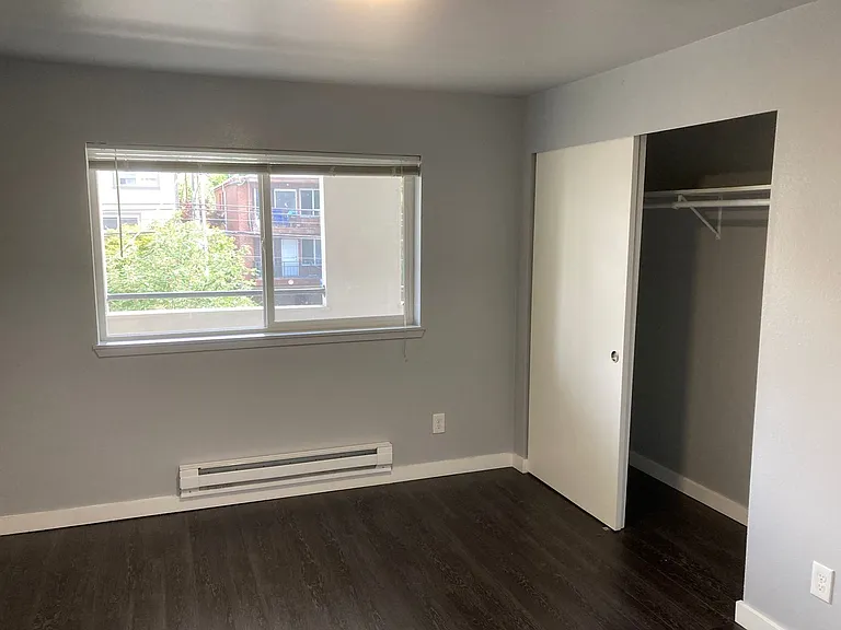 Seattle View Apartments — Photo 28