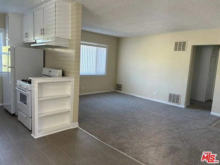 1428 S Bedford St #6 — Photo 13
