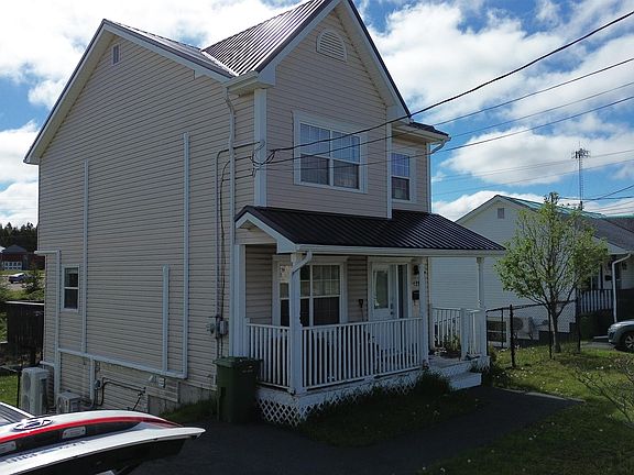 2nd image of 431 Young St