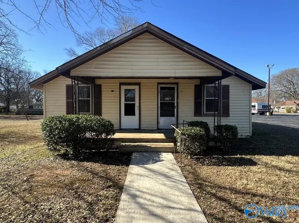 521 10th Ave NW, Decatur, AL 35601