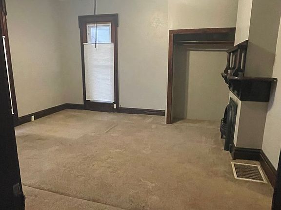 3rd image of 305 High St Unit B