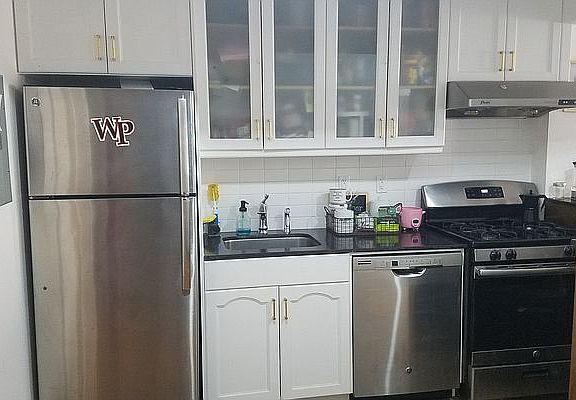 5th image of 33-43 Junction Blvd #4A