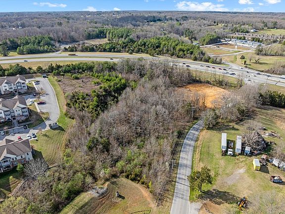 5th image of 275 Quinland Lake Rd