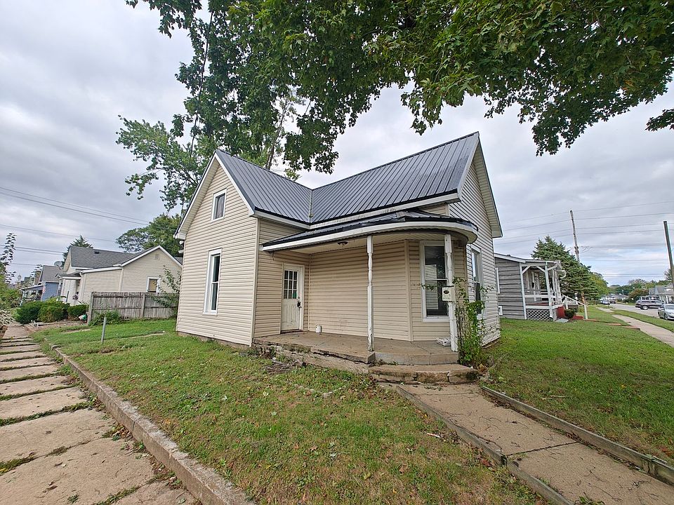 1st image of 202 Howard St