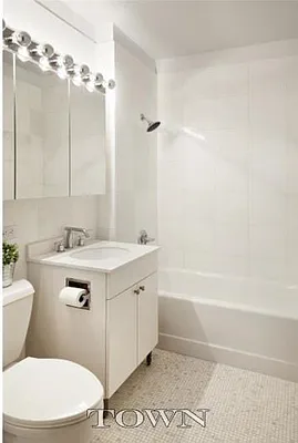 Rented by Town Residential | media 28