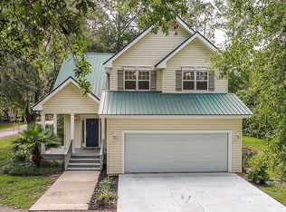 611 Bond Rd, Darien, GA --