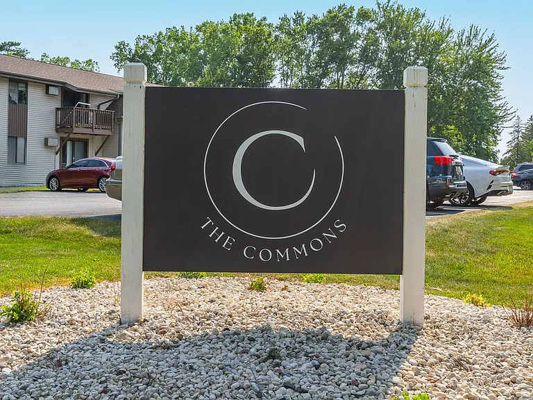 The Commons — Photo 12