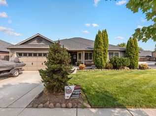 3277 Dearborn Ln, Medford, OR 97504