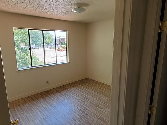 5th image of 5716 Kathryn Ave SE APT D