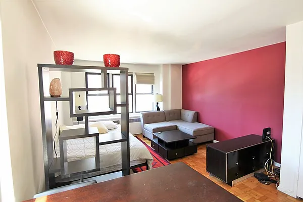 Rented by JK Dansar Corp | media 2