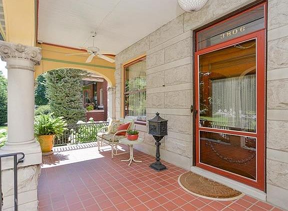 3rd image of 3806 Flora Pl