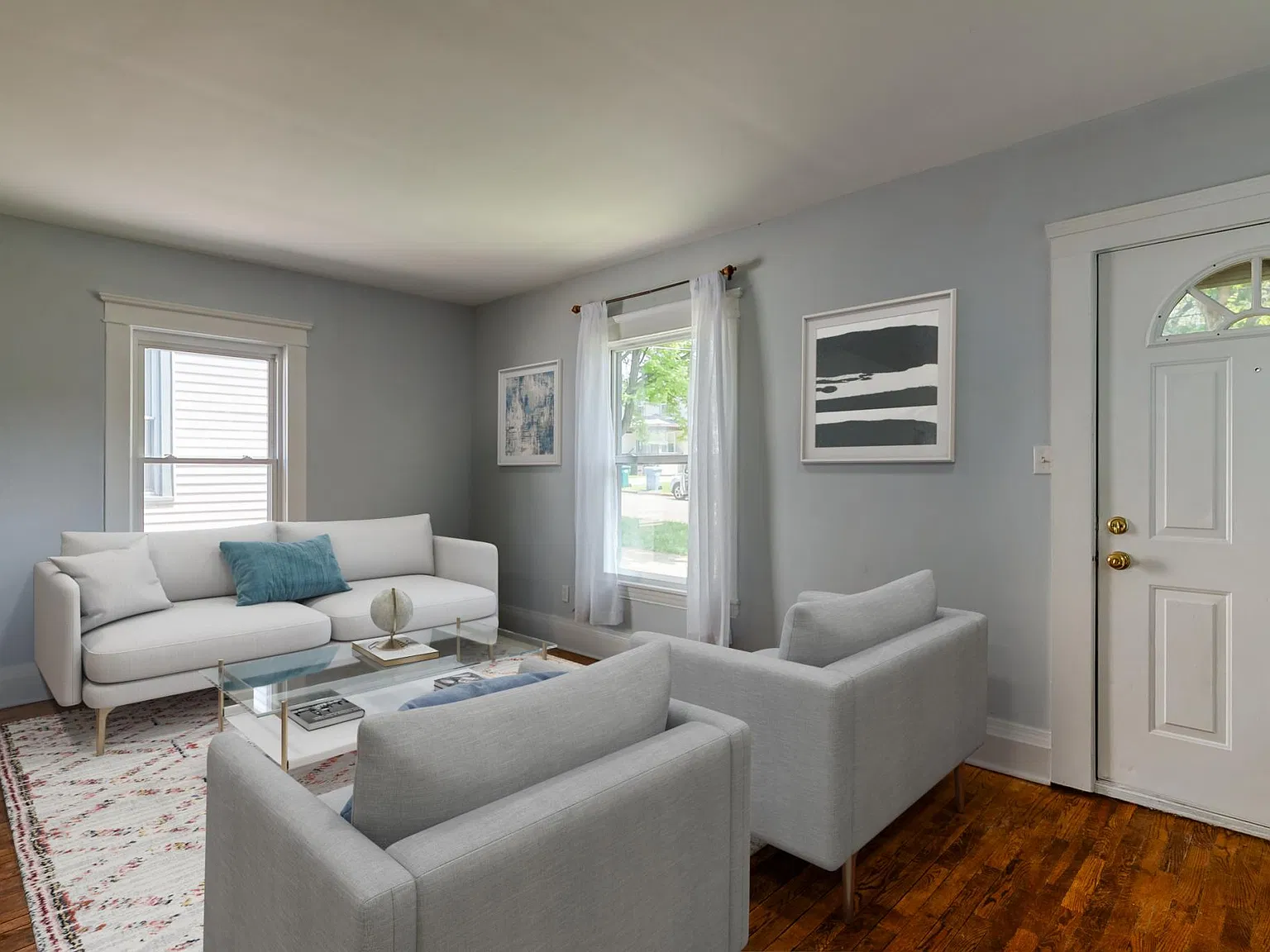 3 bed, 1900 sqft, $1,800 — Photo 2