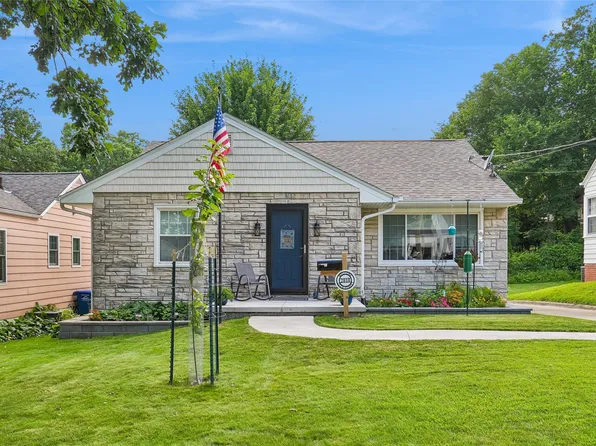 2818 35th St, Des Moines, IA 50310