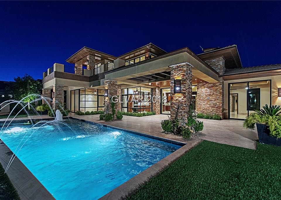 1st image of 21 Meadowhawk Ln