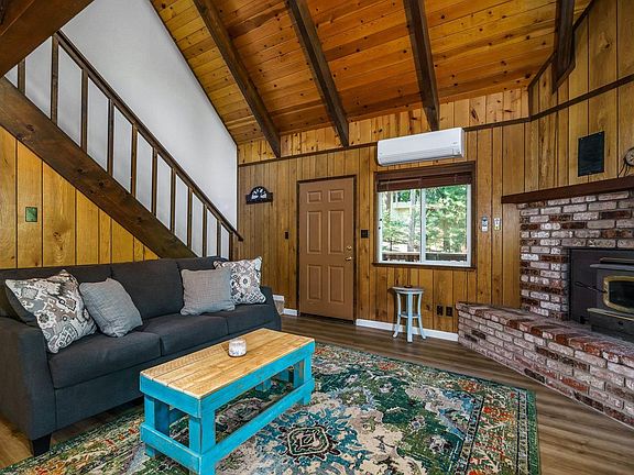 3rd image of 22827 Sierra Dr