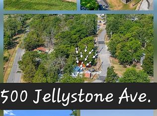 500 Jellystone Ave, Hollister, MO 65672