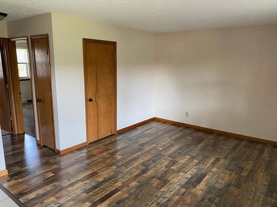 12 Duplex Ct, Collinsville, IL 62234 Zillow