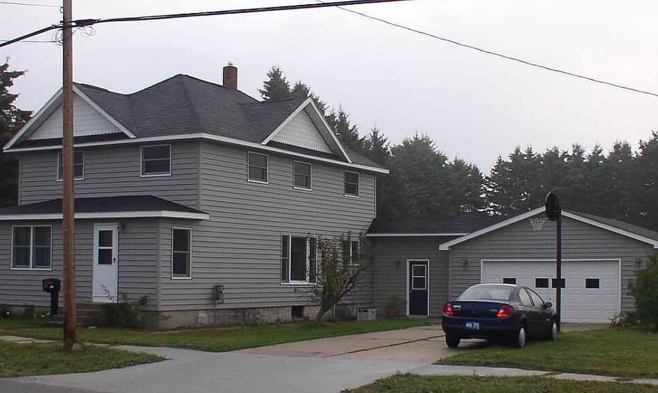 1st image of 220 N Cedar St