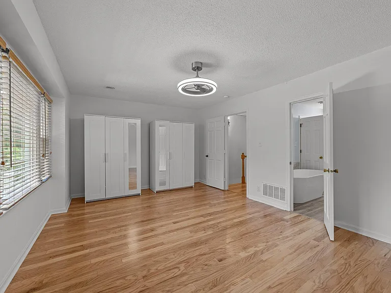 2947 Wycliff Rd — Photo 14