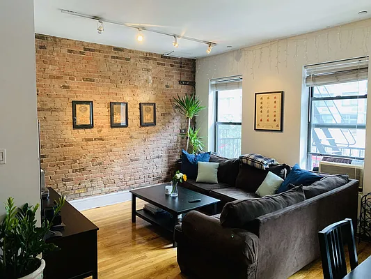 Rented by United American Land | media 14