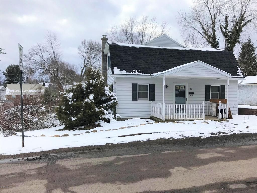 11 Jackson St, Dallas, PA 18612 Zillow